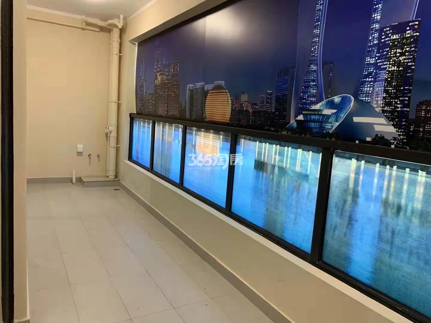 德信大江壹号住宅130方样板房——阳台