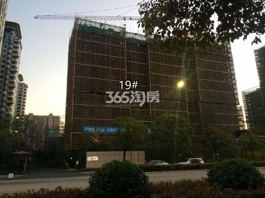 保利融信大国璟19号楼施工图 2017年11月摄