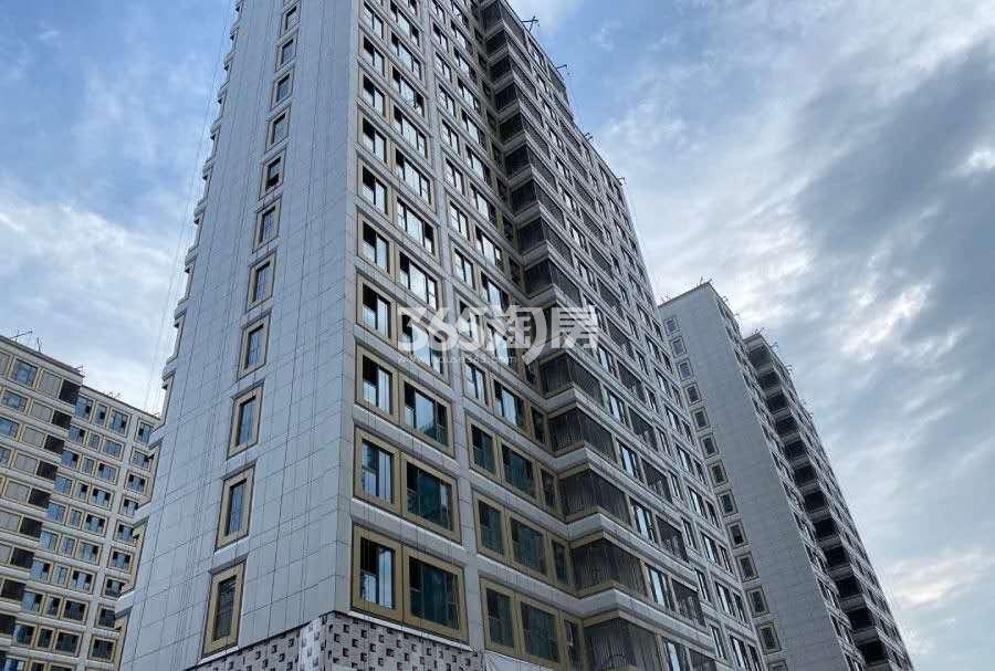 九龙仓邂湾澜庭实景图