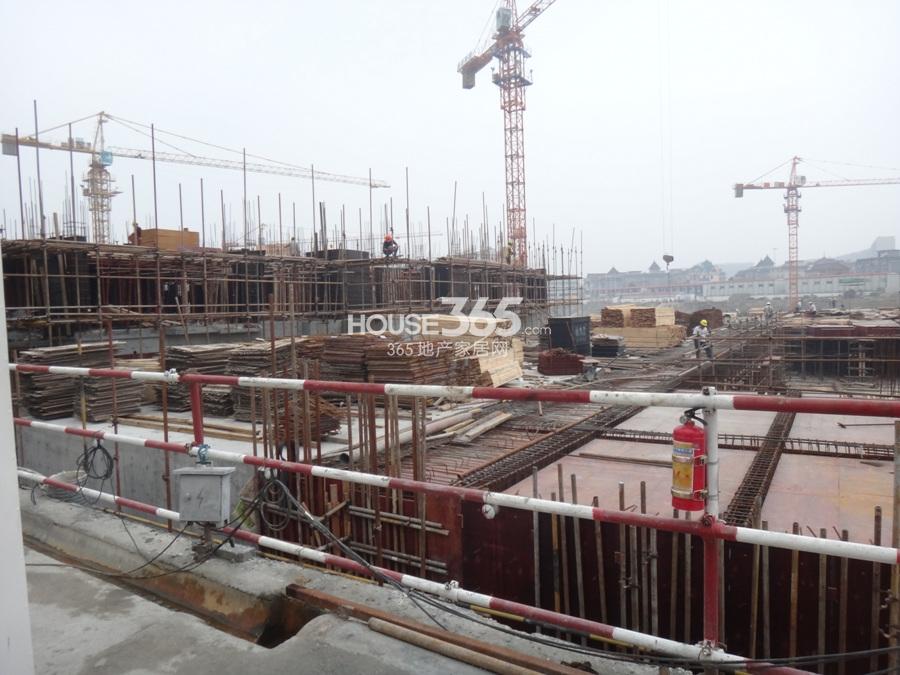 万科紫台施工现场实景图