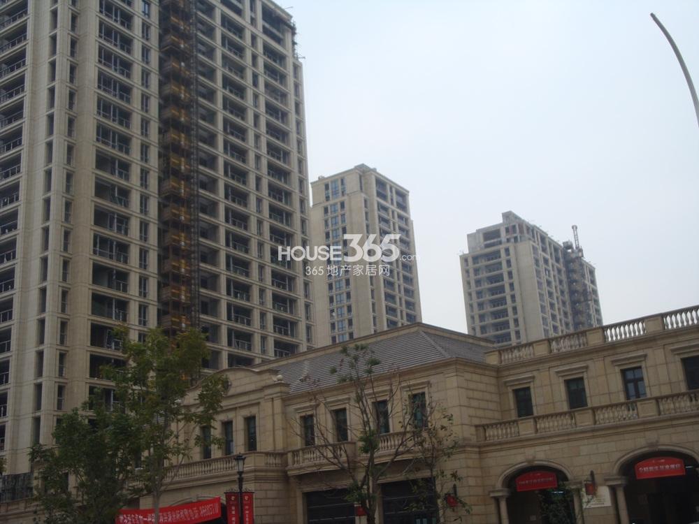 2013.11.13绿城明月江南实景图--西区的外墙