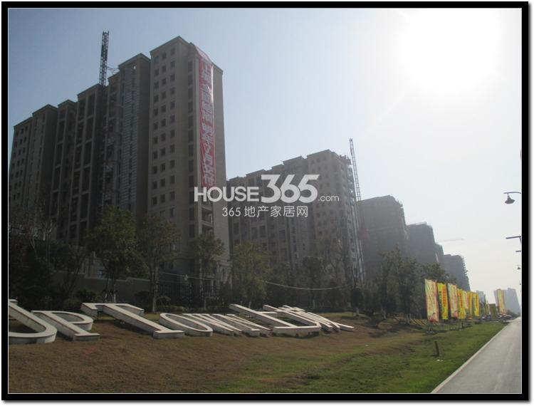 复地上城工程进度（2013.12）