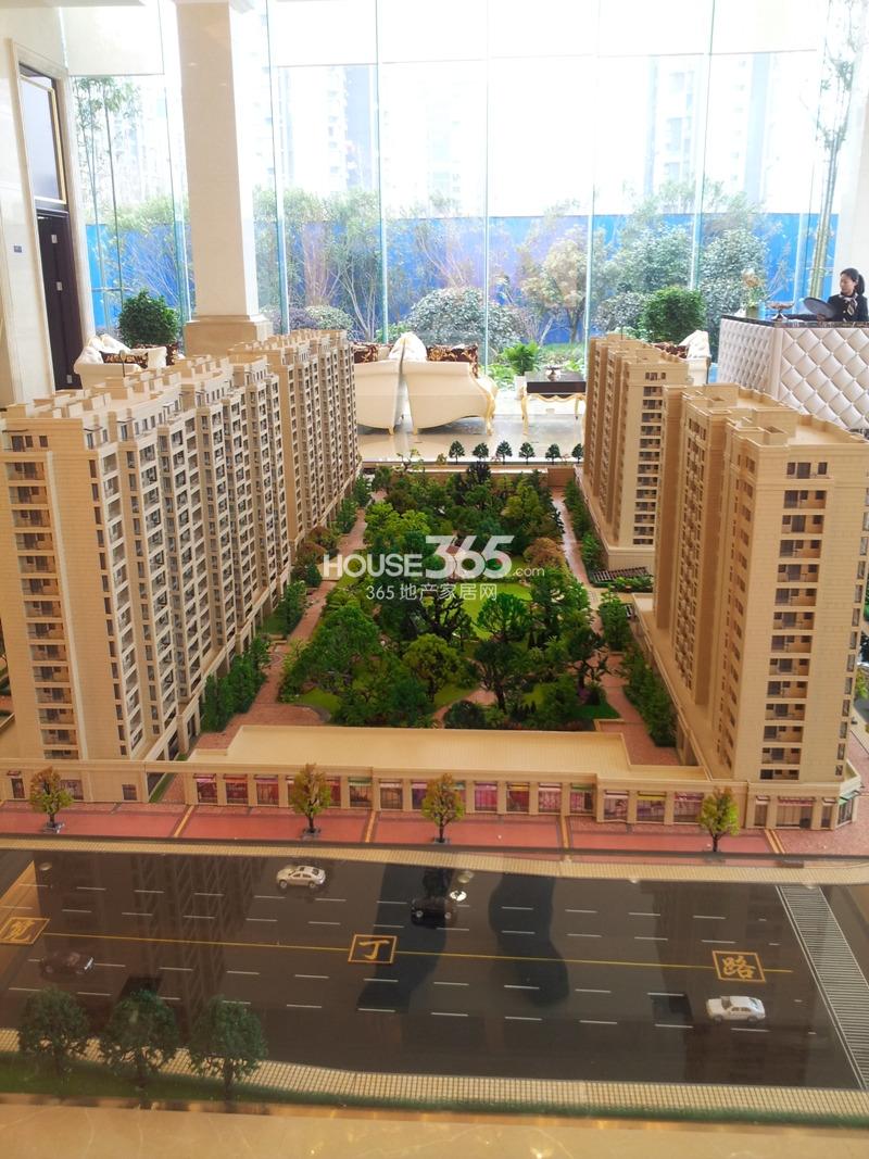 天阳晴朗沙盘实景图
