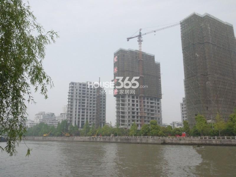 2014年4月份京杭运河边上拍武林外滩局部楼幢实景