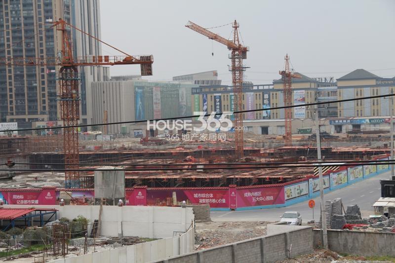 上亿SOHO工程进度 6.4摄