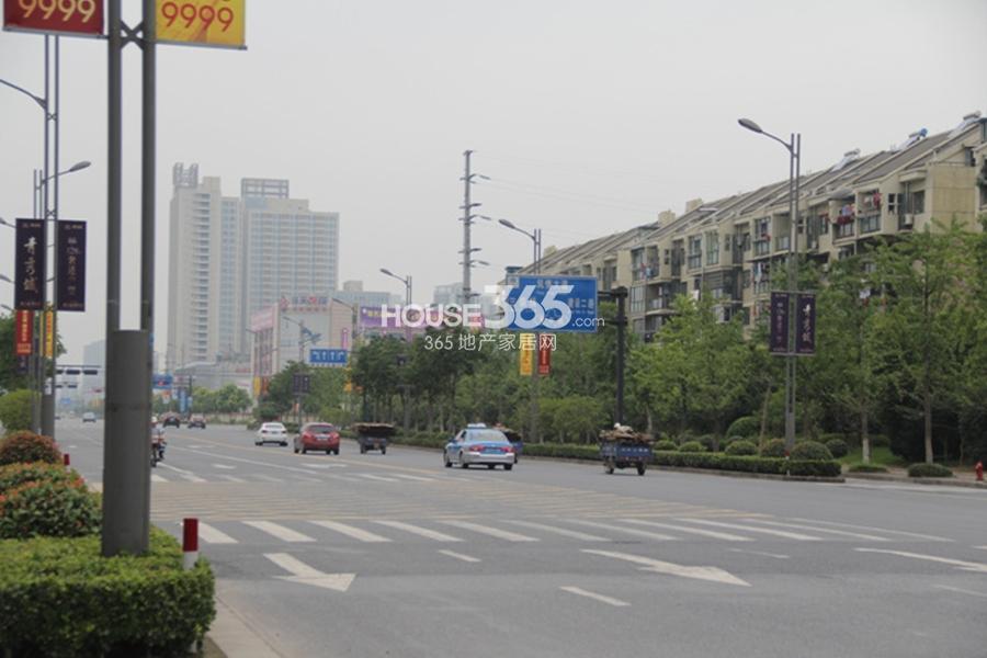 高运莱茵传奇周边配套——建设一路