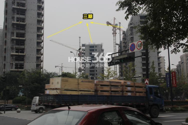 滨江金色黎明三期施工实景图 2014年9月摄