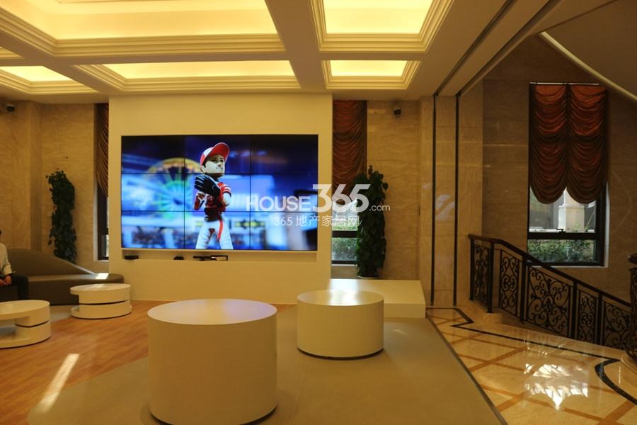 金地天逸会所内景互动区 2014年摄