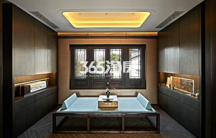绿城江南里实景园区--主卧棋榻（户型建筑面积260方）