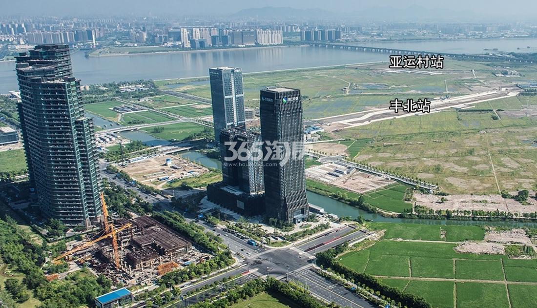奥体万科中心东北侧的地铁6号线丰北站（2018.6）