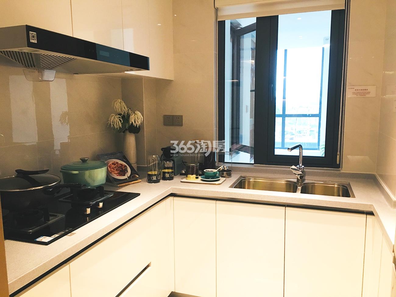 蔚宸悦城A1户型约95㎡样板房—厨房