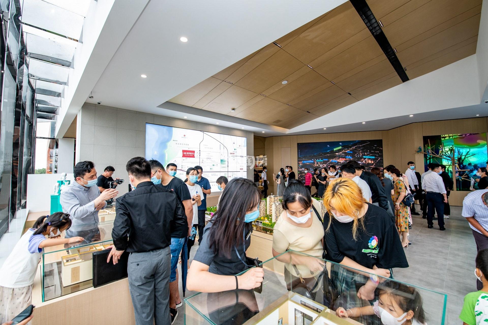 金地翡翠星辰售楼处实景图