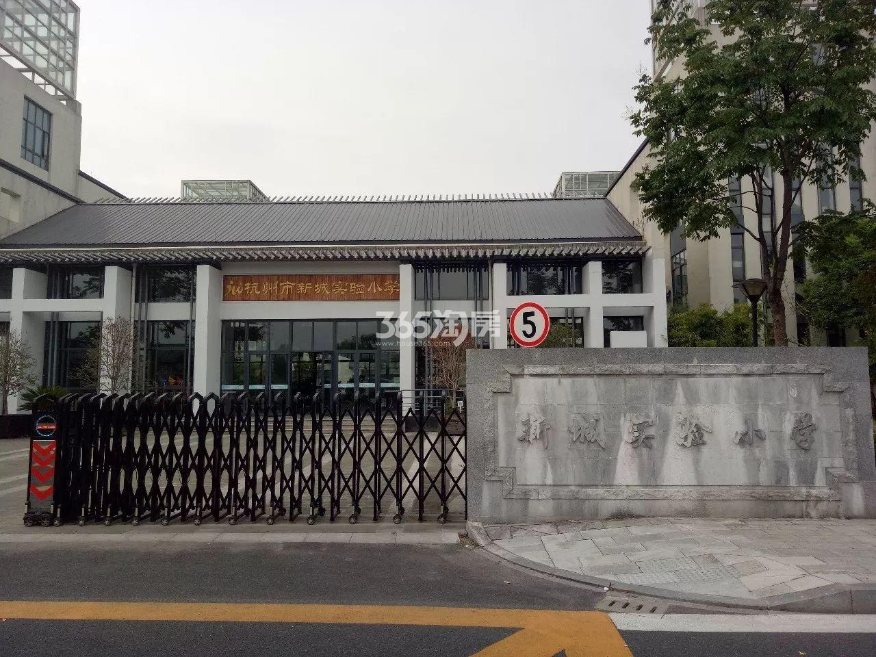 2017年10月祥生崇贤地块周边学校