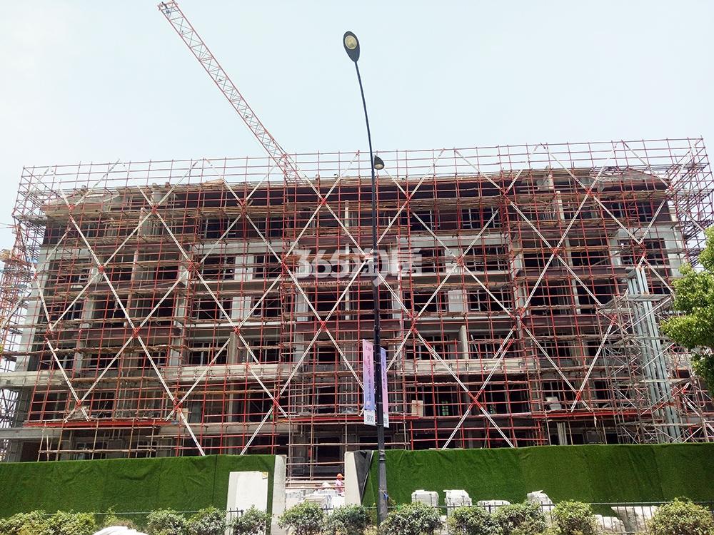 2018年5月中粮梦栖祥云低密度多层4号楼（施工楼栋）实景