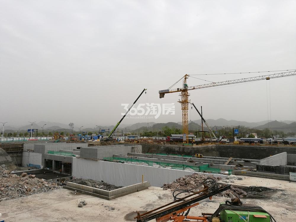 杭临轻轨农林大学站施工现场（2018.4摄）