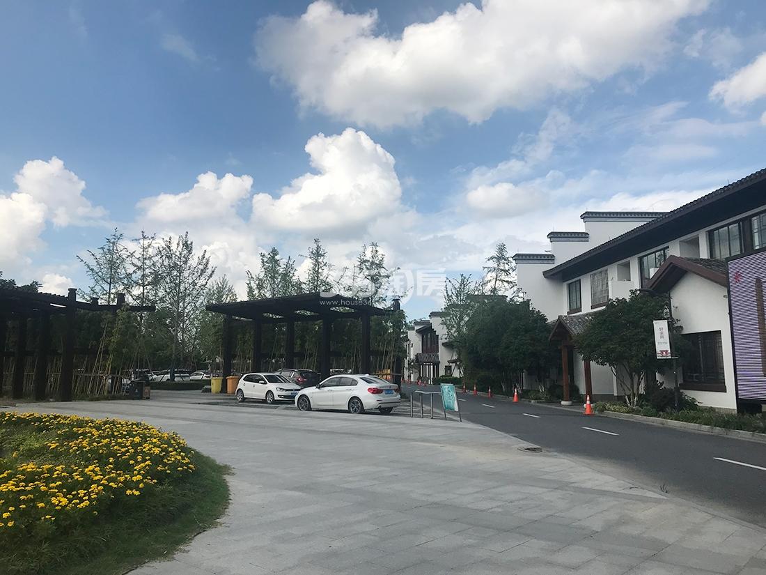 吟彩芳菲之城售楼处实景（2019.07）
