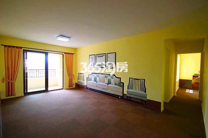 雅居乐国际花园B1户型125方样板房——客厅