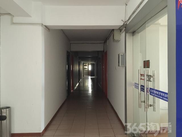 【湖楼湖南路湖北路300平大面积办公房型正急
