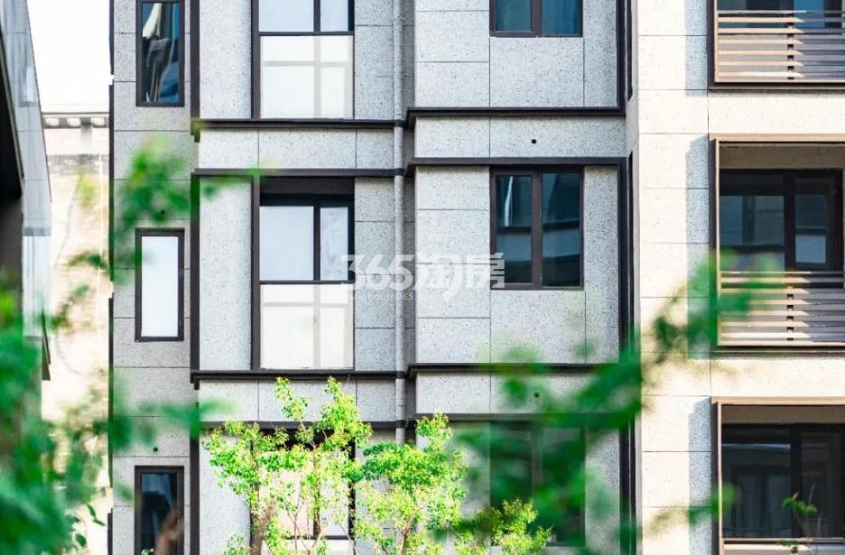 泷悦华府7月外立面实景图
