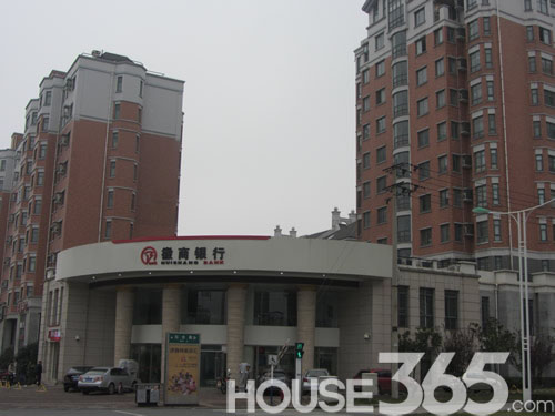 晨欣华美达广场周边银行（2011.12.9）
