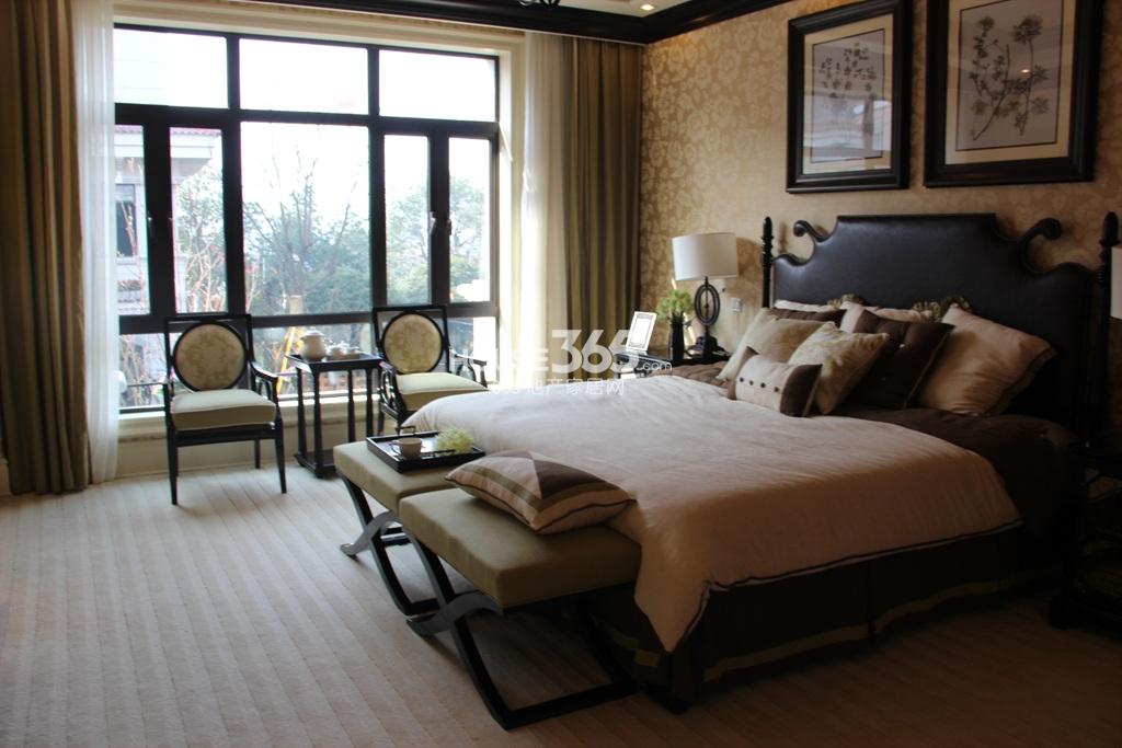 杭州碧桂园260方样板房—次卧