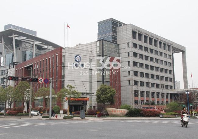 广宇鼎悦府附近余杭区气象局