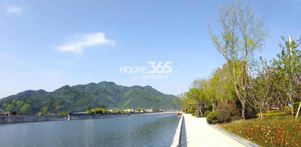 2013年4月公园城实景图