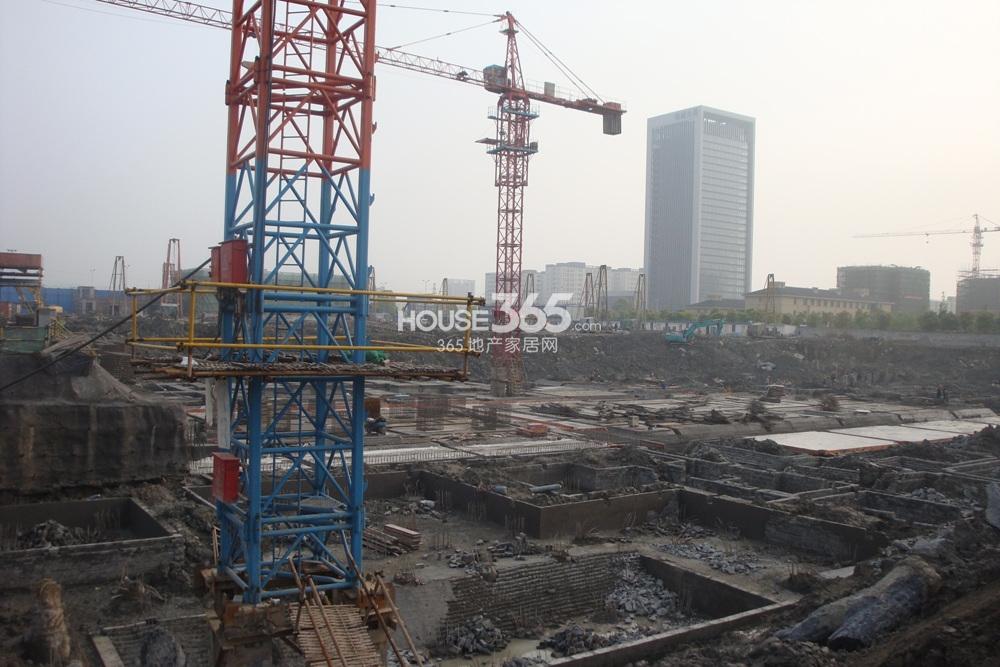 2013.04.26玲珑府项目工地施工图