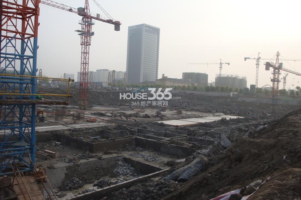 2013.04.26玲珑府项目工地施工图