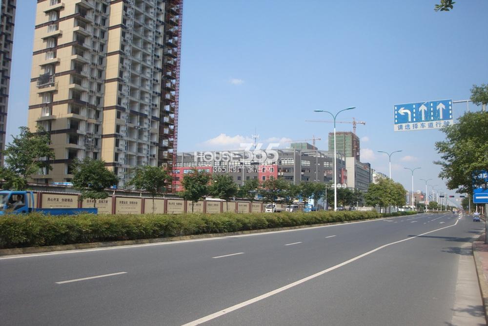 2013.7.10铂金名筑实景图