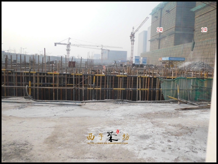 龙湖时代天街1、2号楼和商业街（2013.12）