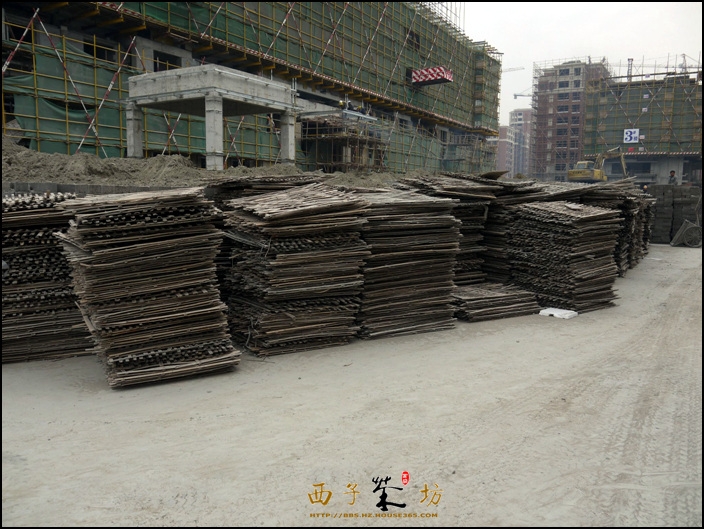 万科紫台施工实景图 2013.12摄