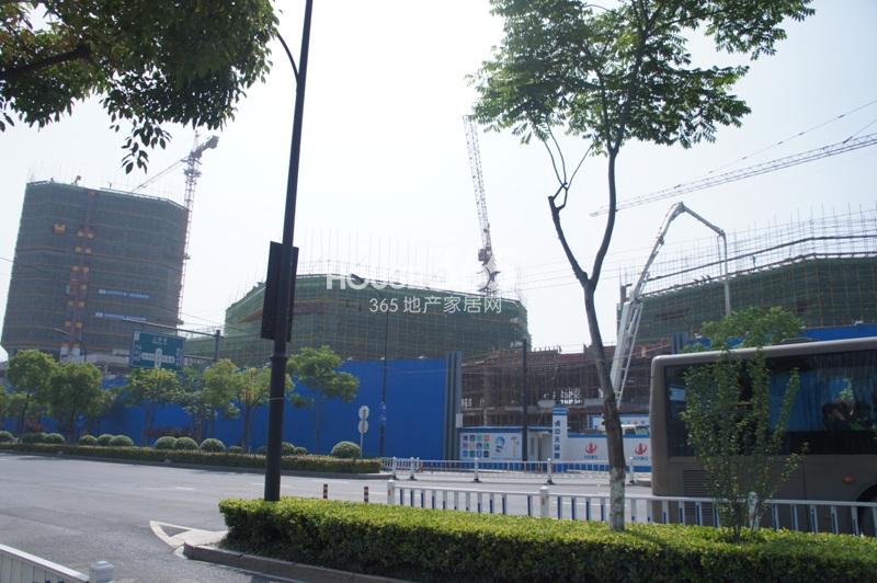 2014.20远拍绿地中央广场项目实景