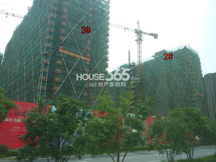 广大融城印象2、3号楼施工实景图 2014.7.19摄