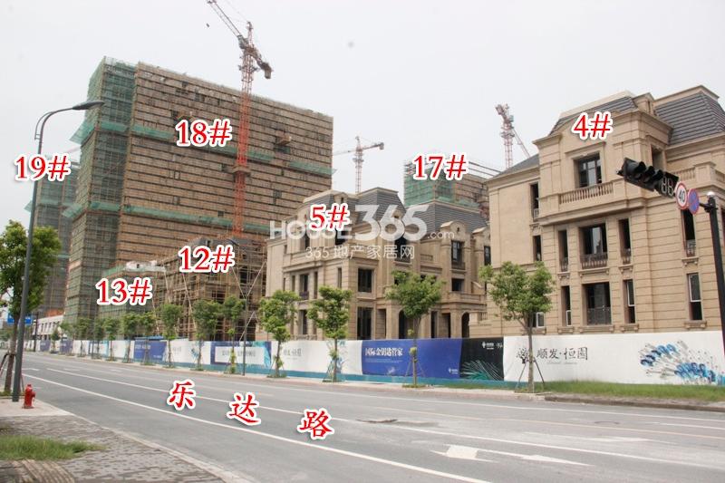 顺发恒园4、5、12、13、17-19号楼实景图2014年7月中旬摄
