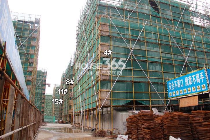 复地黄龙和山4、8、11、15号楼施工进程（2014.8.25）
