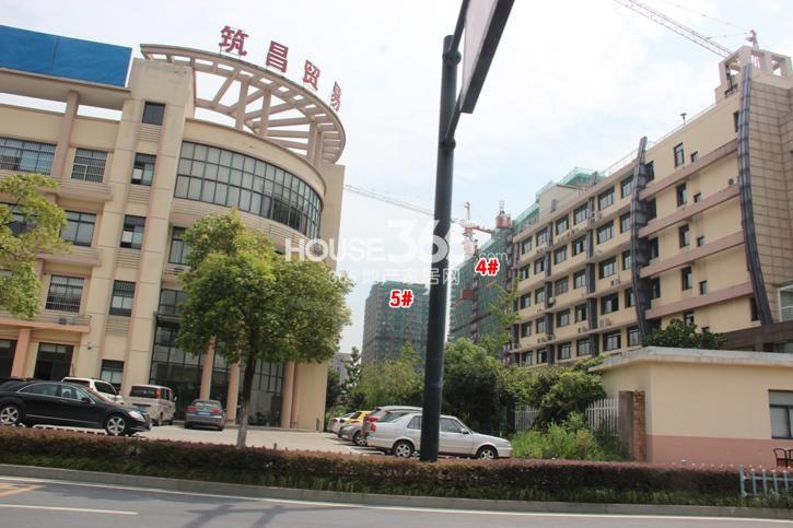 广大融城印象4、5号楼现场施工实景图 2014.8摄