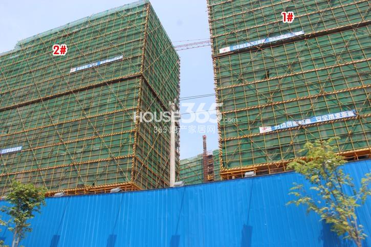 龙湖名景台1、2号楼施工现场实景图 2014年8月摄 