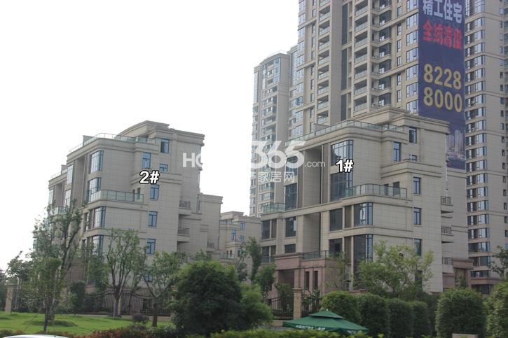 中粮云涛名苑1、2号楼施工实景图 2014年8月摄