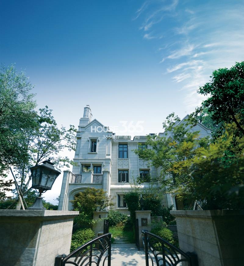 东田半岛公园项目排屋实景图