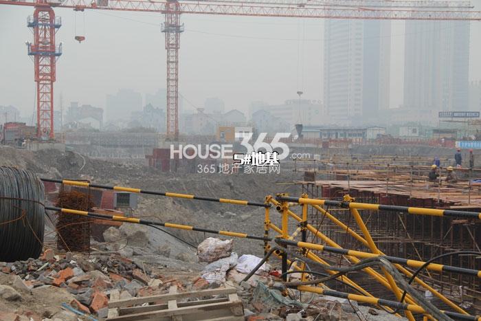 绿城九龙仓钱塘明月5号楼实景图 2014年11月摄