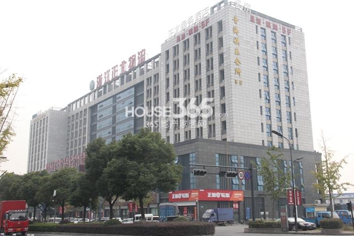 上亿彩虹郡实景图