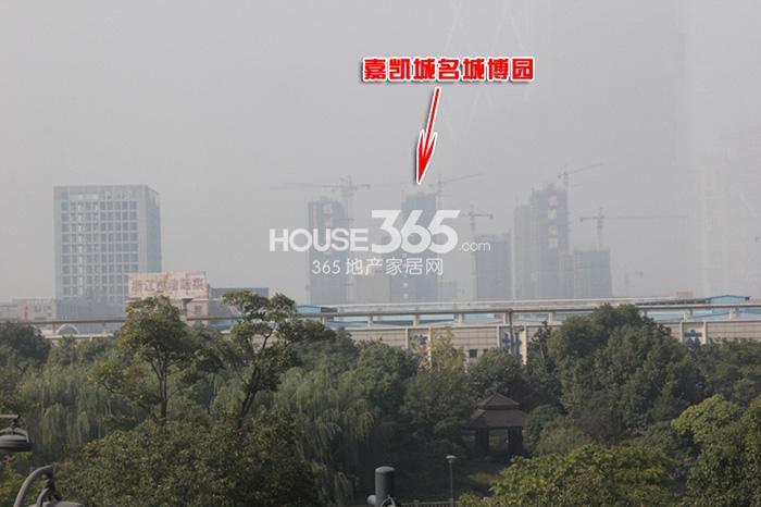上亿彩虹郡周边嘉凯城名称博园 2014.11