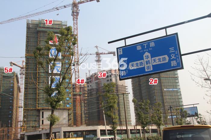 金地格林格林1-5号楼施工进度 2014年12月摄