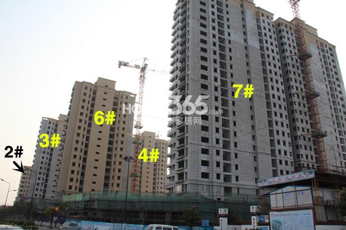 凯喜雅锦河3、4、6、7号楼施工进度实景图 2015.1摄