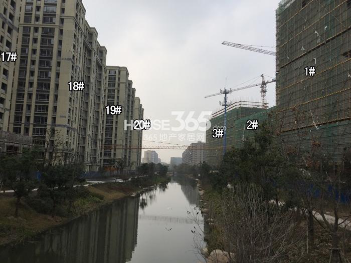 龙湖名景台一期17-20号楼和二期1-3号楼施工进度 2015年1月摄