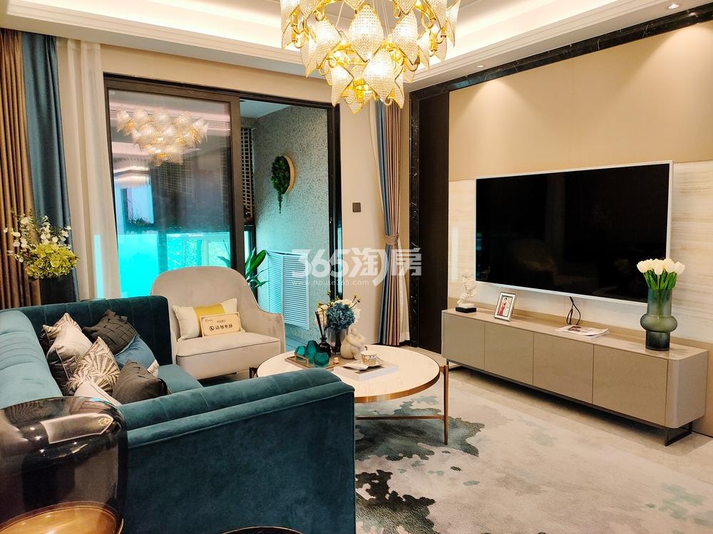 龙沁城约112㎡户型样板间—客厅