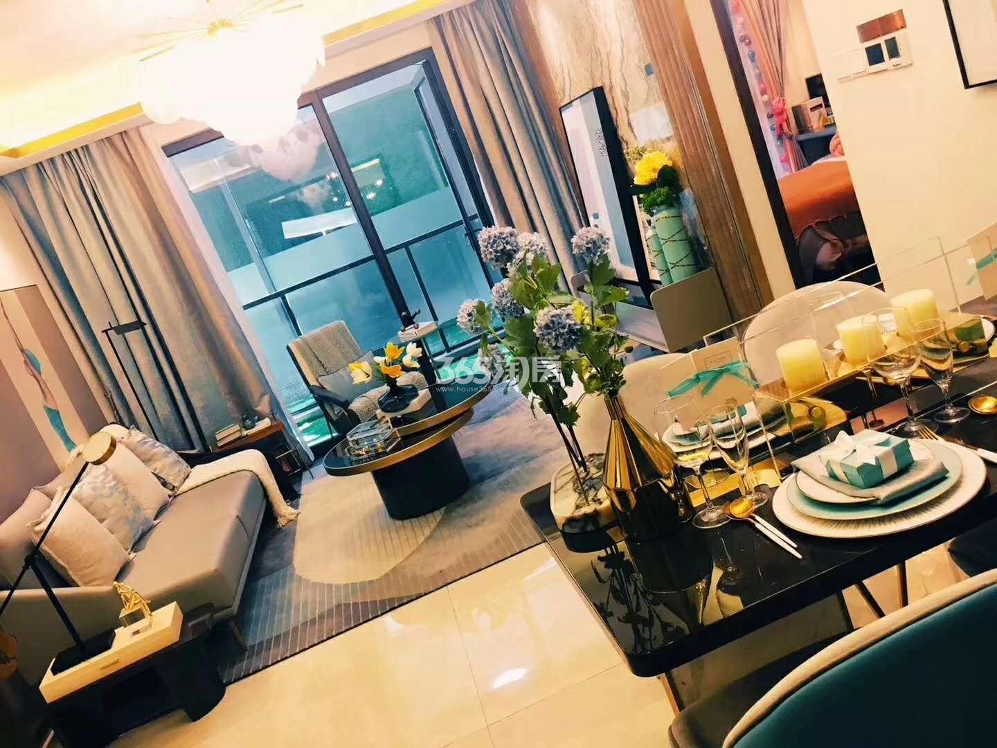 和光尘樾轩89方（G-2户型）样板房---餐客厅