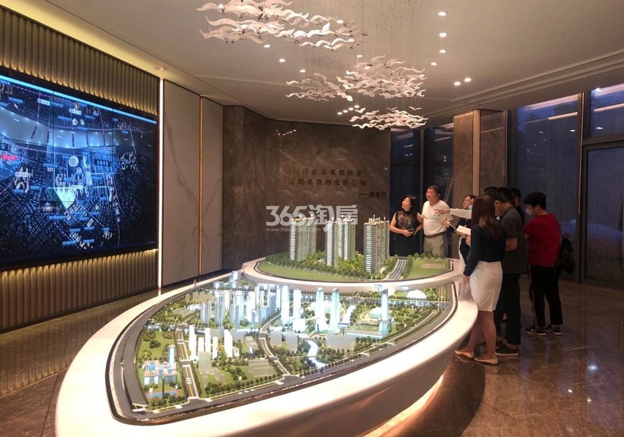 7.6滨江嘉品示范区实景