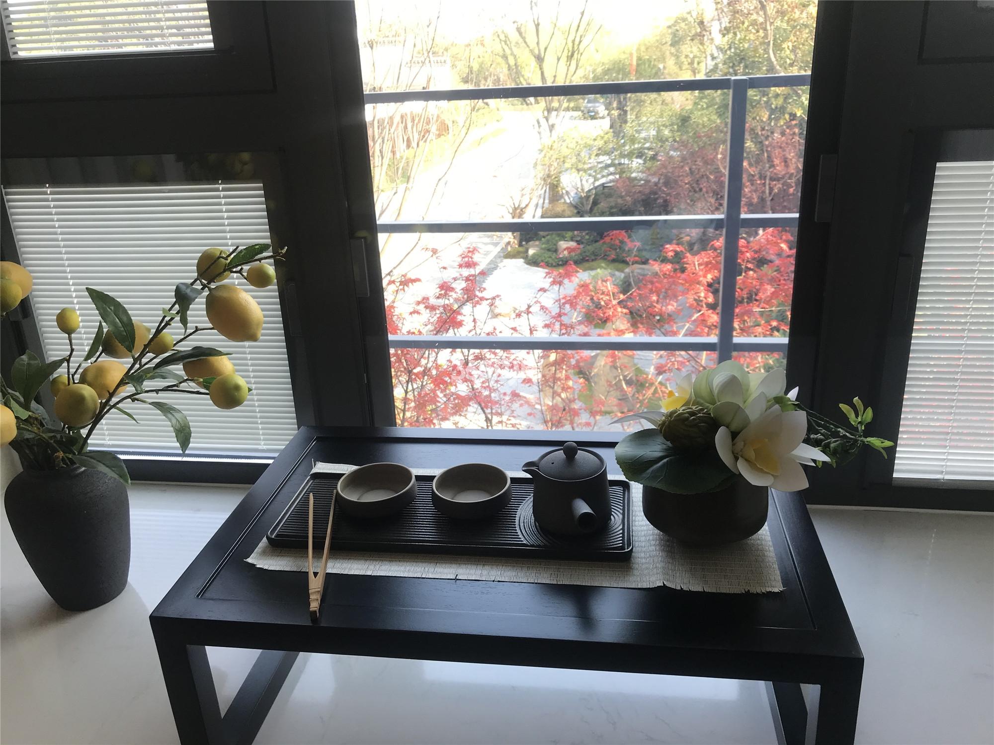 吟彩芳菲之城107方样板房——书房